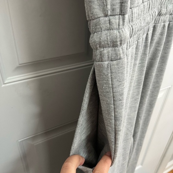 Kittenish gray jumpsuit sweats comfy wrap front drawstring wide leg small - Picture 6 of 6